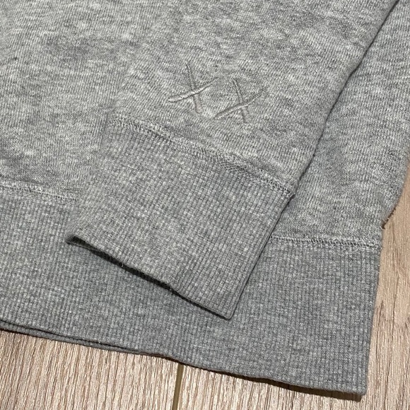 Kids KAWS x Uniqlo Sweatshirt - Picture 4 of 6